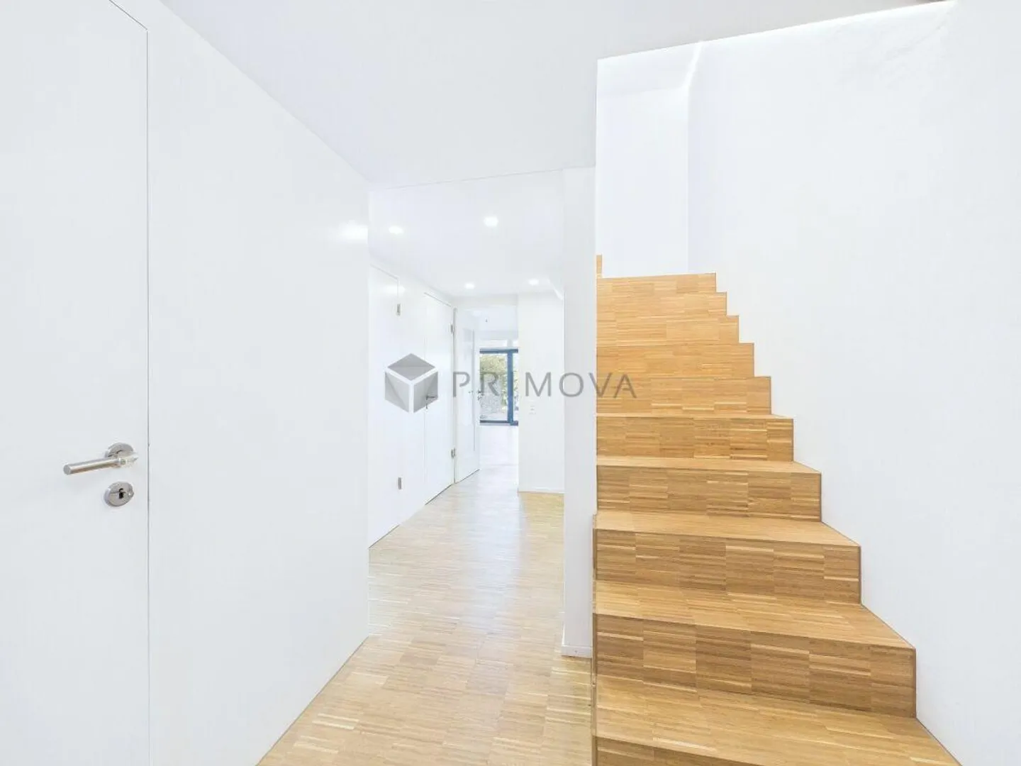 Completely renovated 4.5 room townhouse - Photo 10 of 15