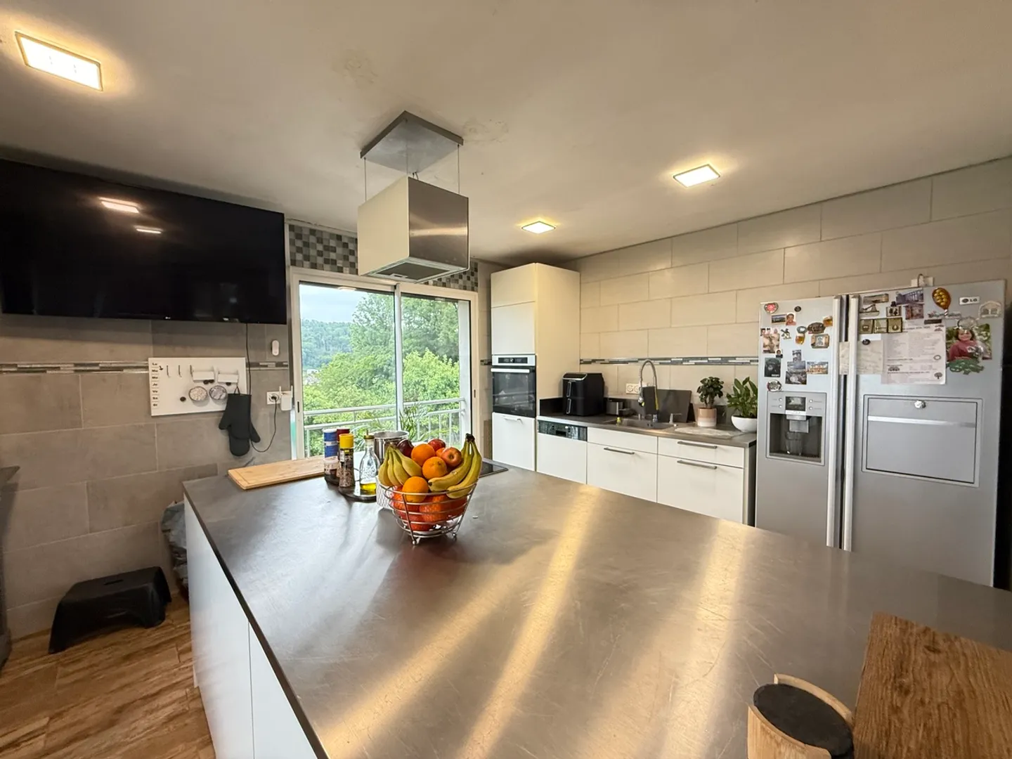 Gemütliches Haus mit ruhigem Außenbereich hinten - Foto 4 von 17