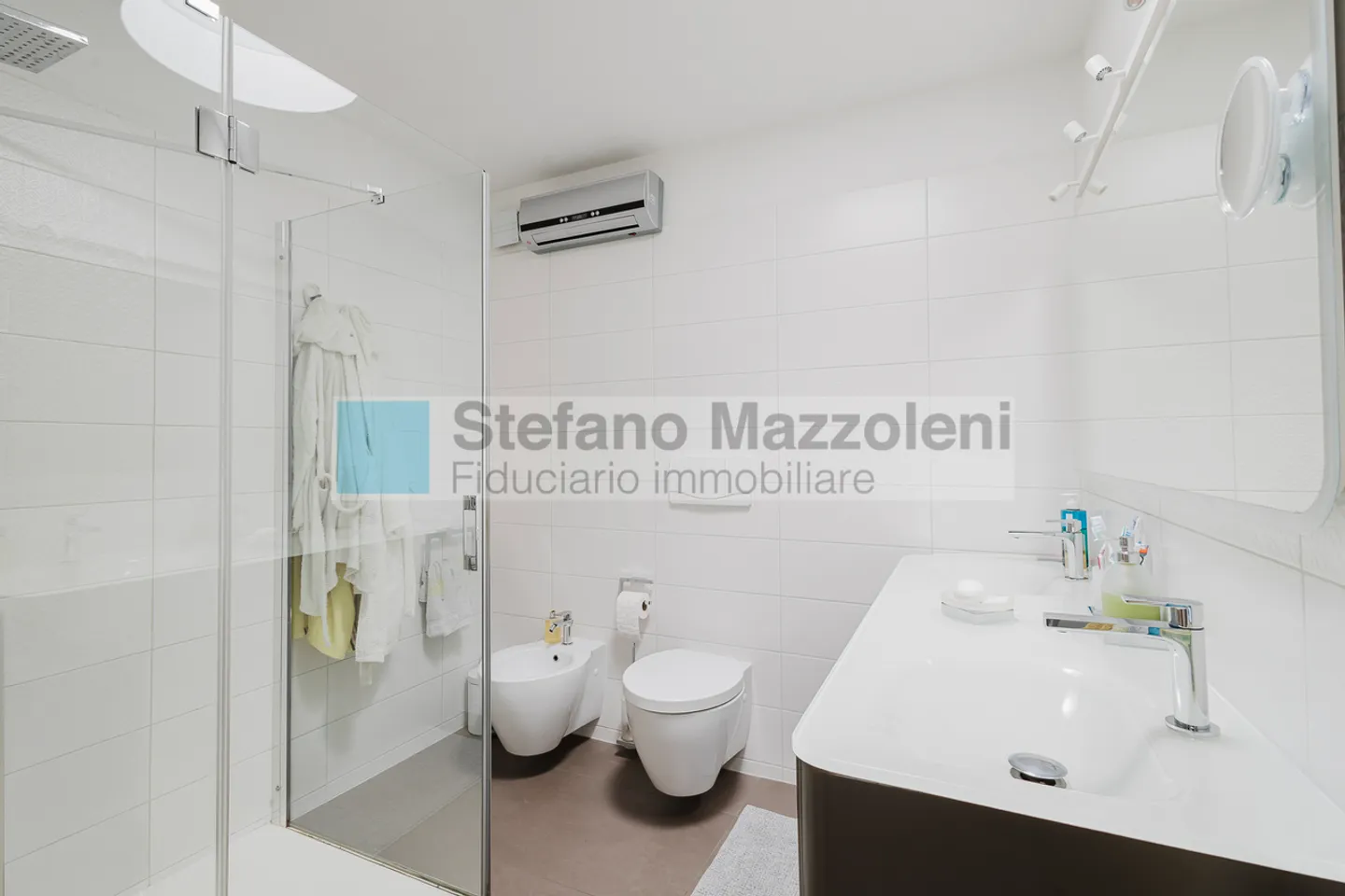 5.5 Room row house - Photo 9 of 14