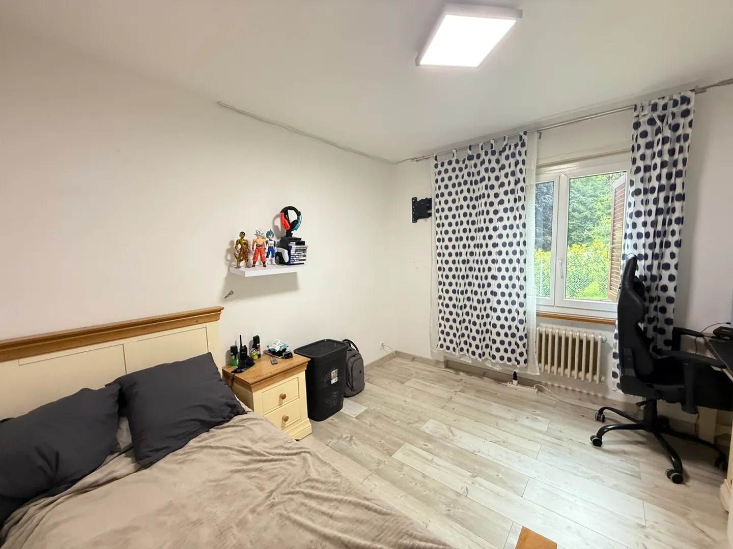 Gemütliches Haus mit ruhigem Außenbereich hinten - Foto 10 von 17