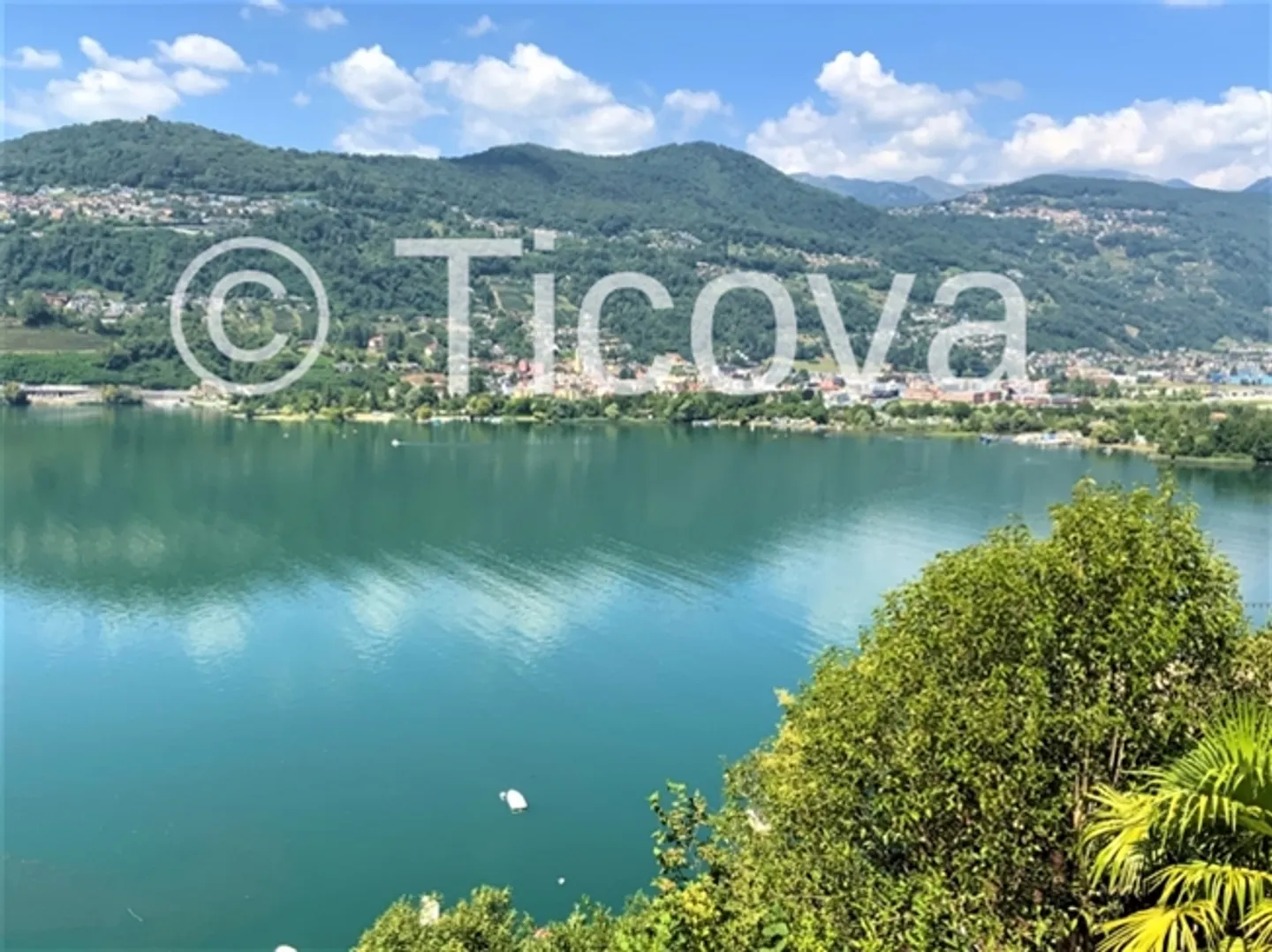 Lugano-Collina d'Oro (TI) Lake Lugano - exclusive villa with boathouse - Photo 1 of 1