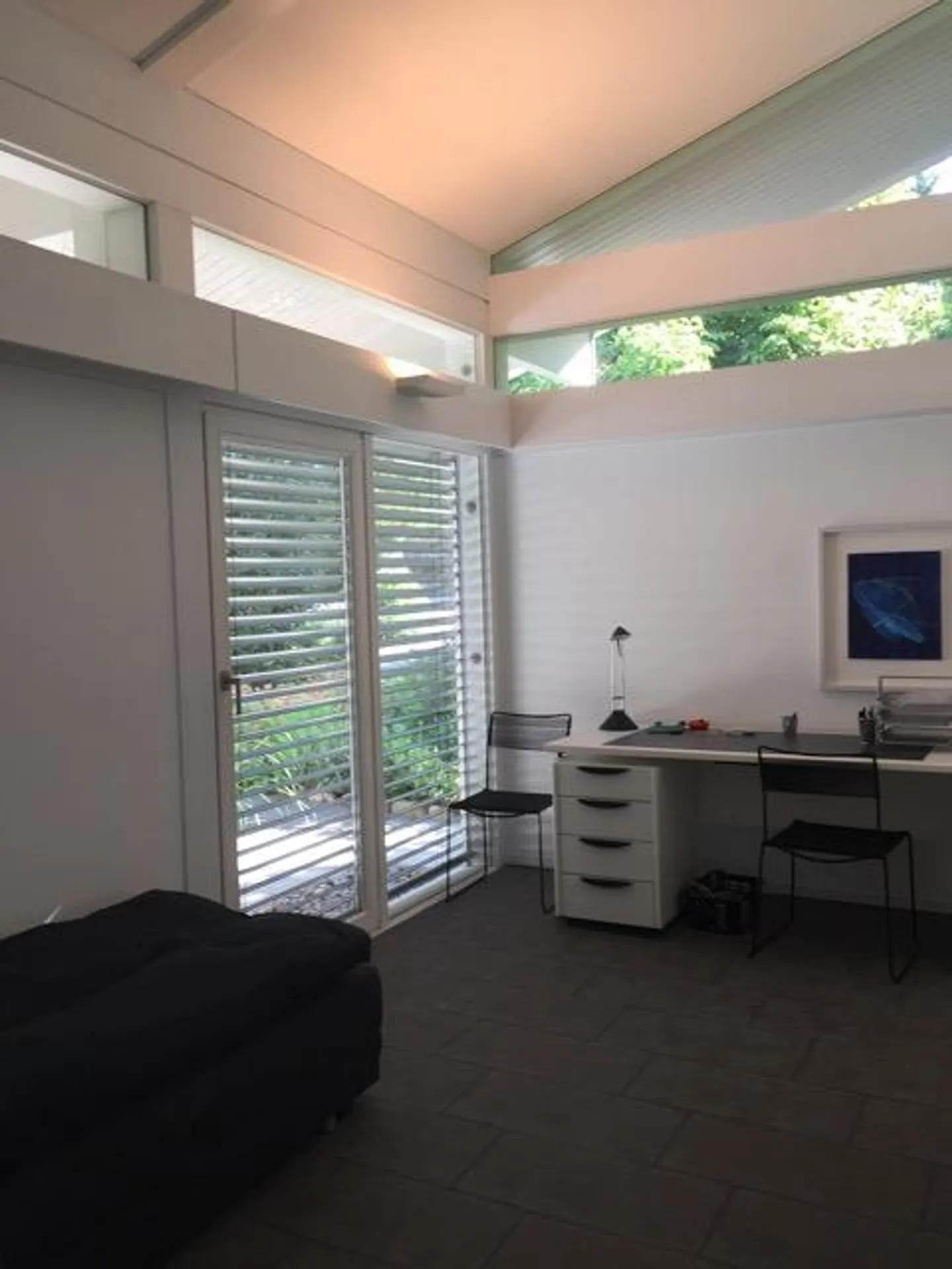 Bungalow individuel avec grand jardin près de l'hôpital. - Photo 11 sur 13