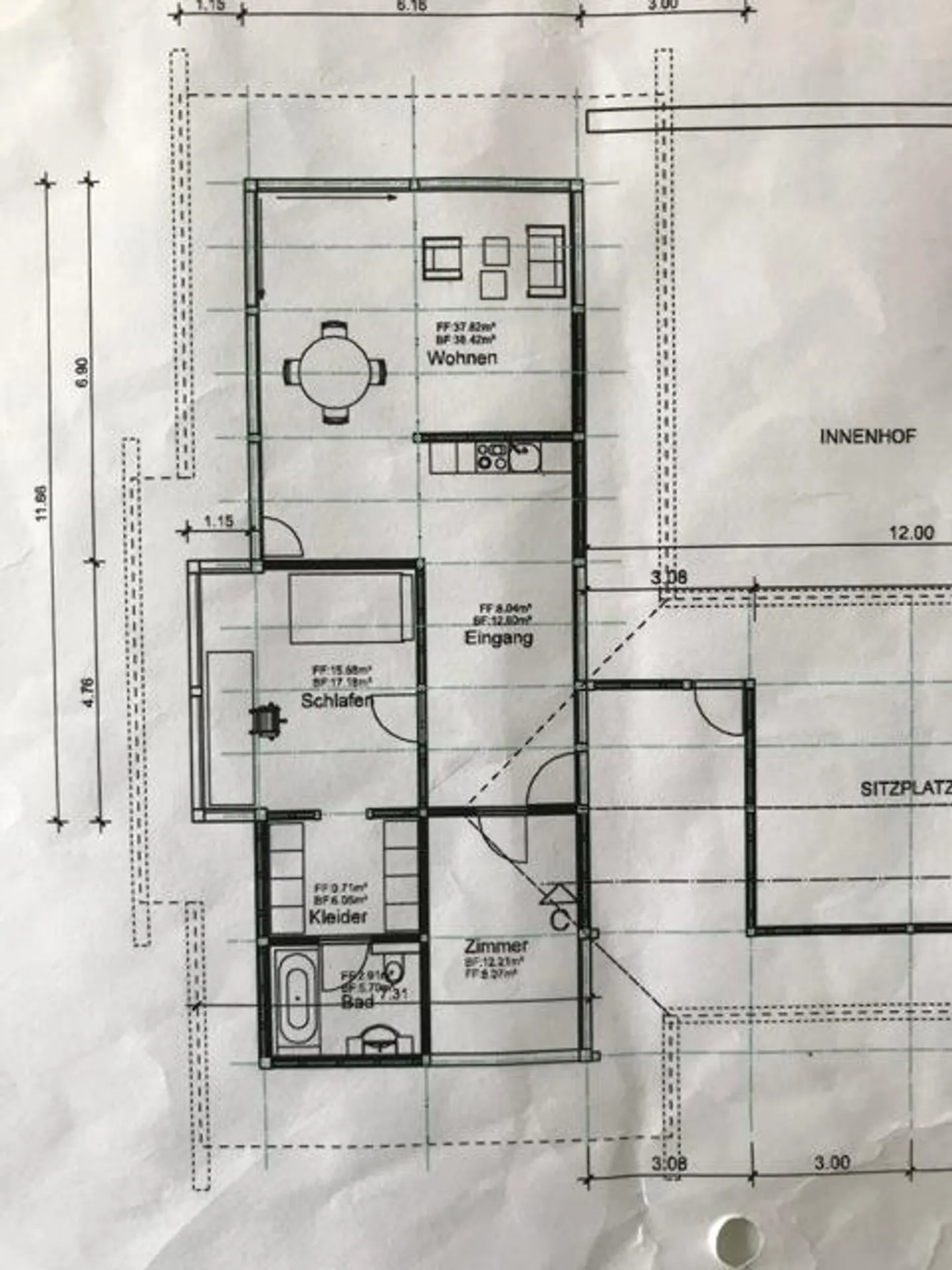 Bungalow individuel avec grand jardin près de l'hôpital. - Photo 12 sur 13