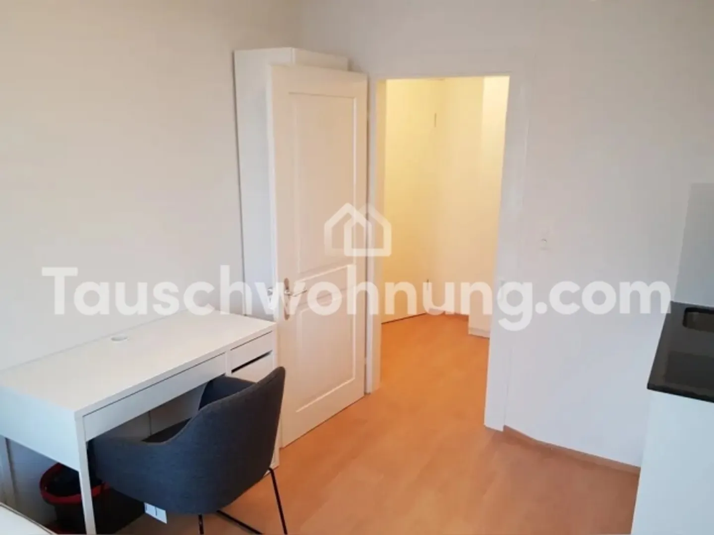 "APPARTAMENTO IN SCAMBIO 1 Stanza Studio alla Stazione di Thalwil per 2+ Stanze in Città o Lago di Zurigo" - Foto 1 di 1