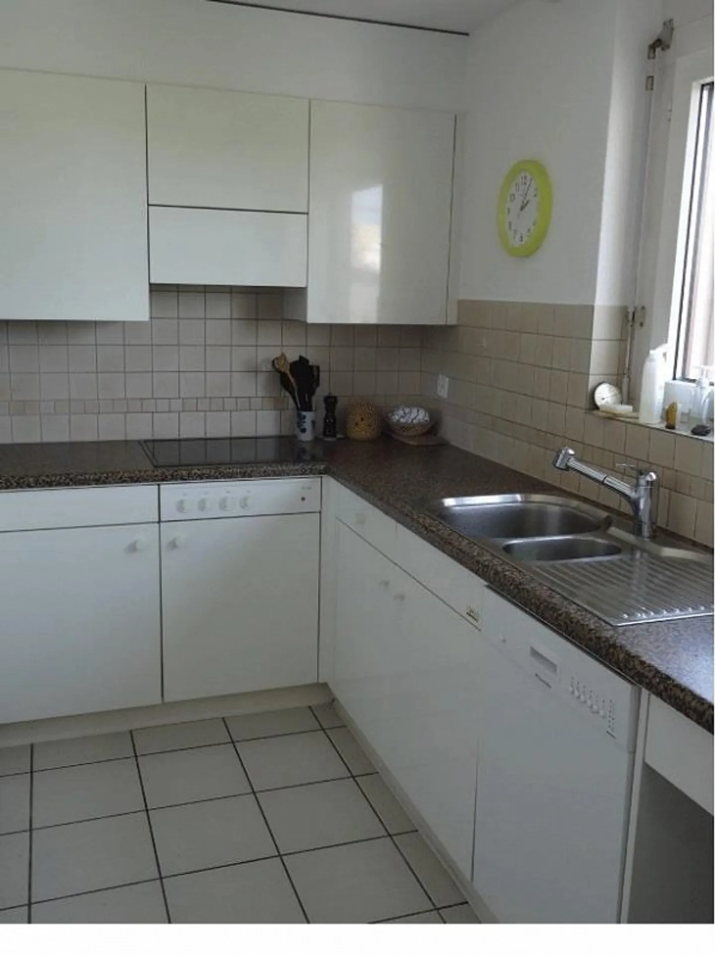 Your 4 walls for feeling good! "Rent without deposit" - Photo 3 of 6