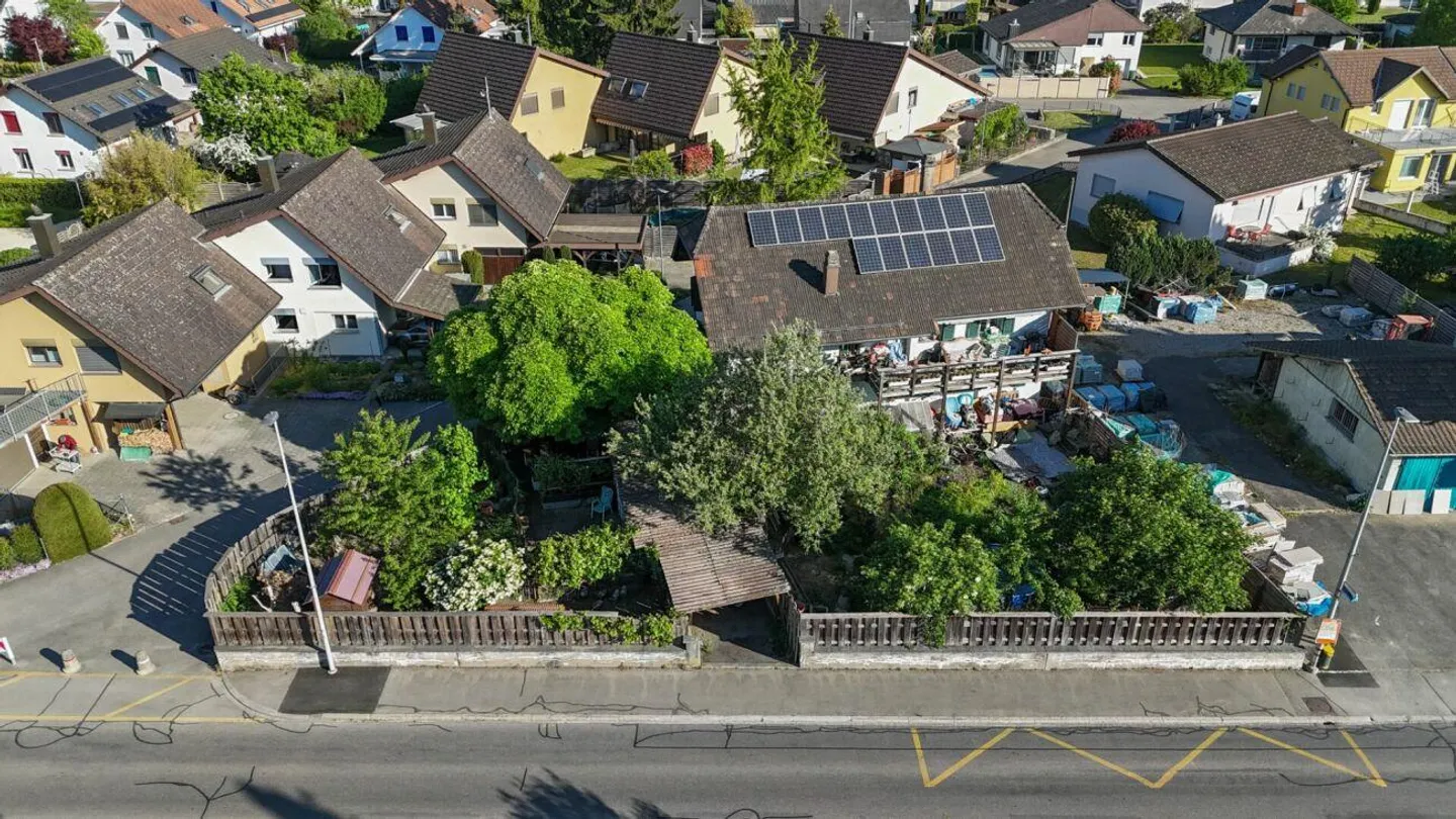 Una casa con opportunità - Ideale per la vita intergenerazionale, l'auto-utilizzo o come proprietà d'investimento - Foto 23 di 25