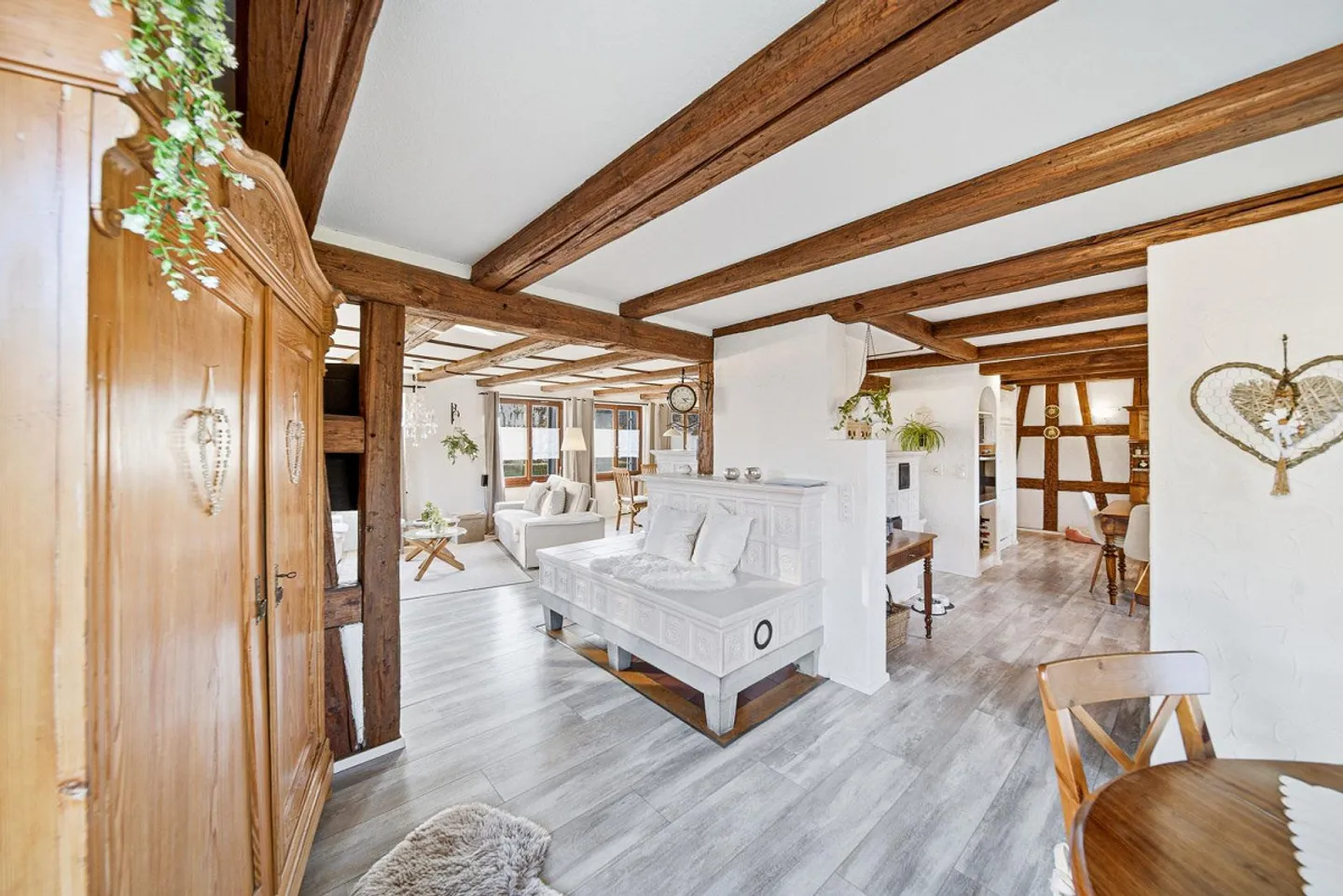 SYMBIOSE ENTRE CLASSIQUE & CONFORT - MAISON DE 7,5 PIÈCES AVEC APPARTEMENT - Photo 5 sur 5