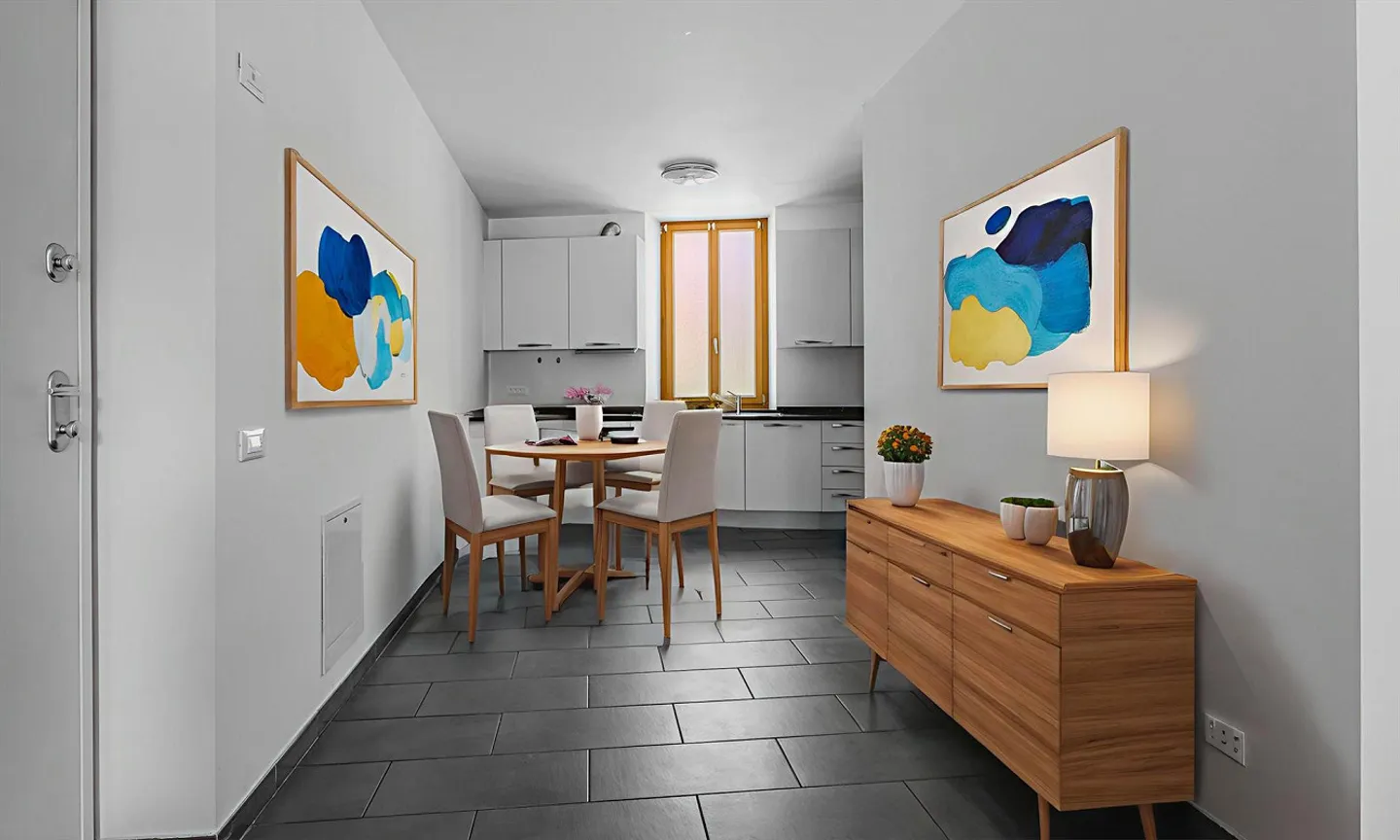 GERÄUMIGES DUPLEX MIT 3.5 ZIMMERN UND TERRASSE IN RANCATE - Foto 3 von 11