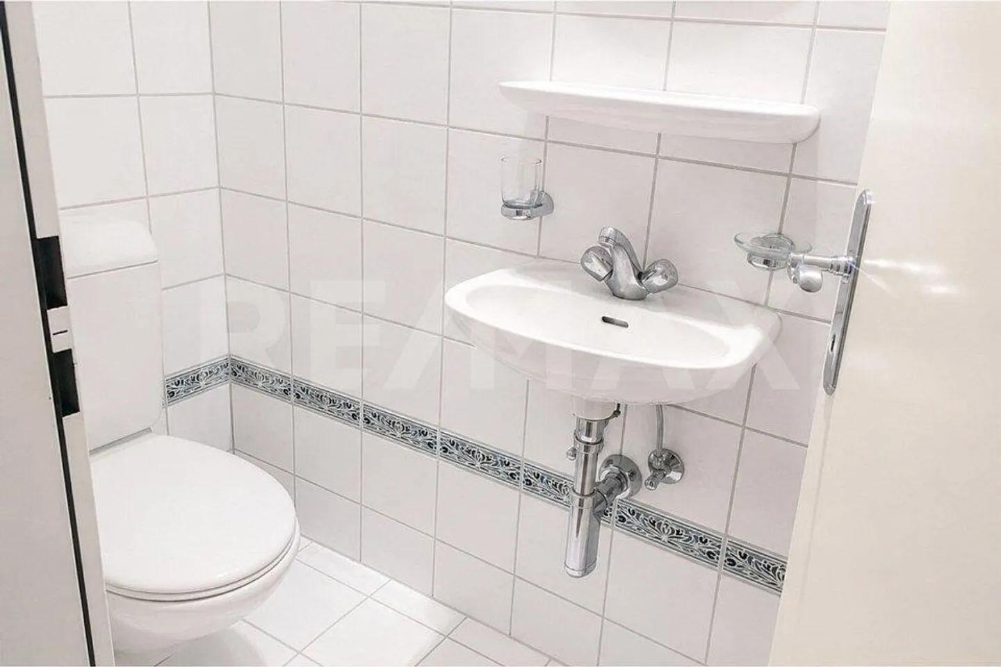 Bright 3.5-room condominium with 2 balconies in a central residential location - Photo 7 of 11