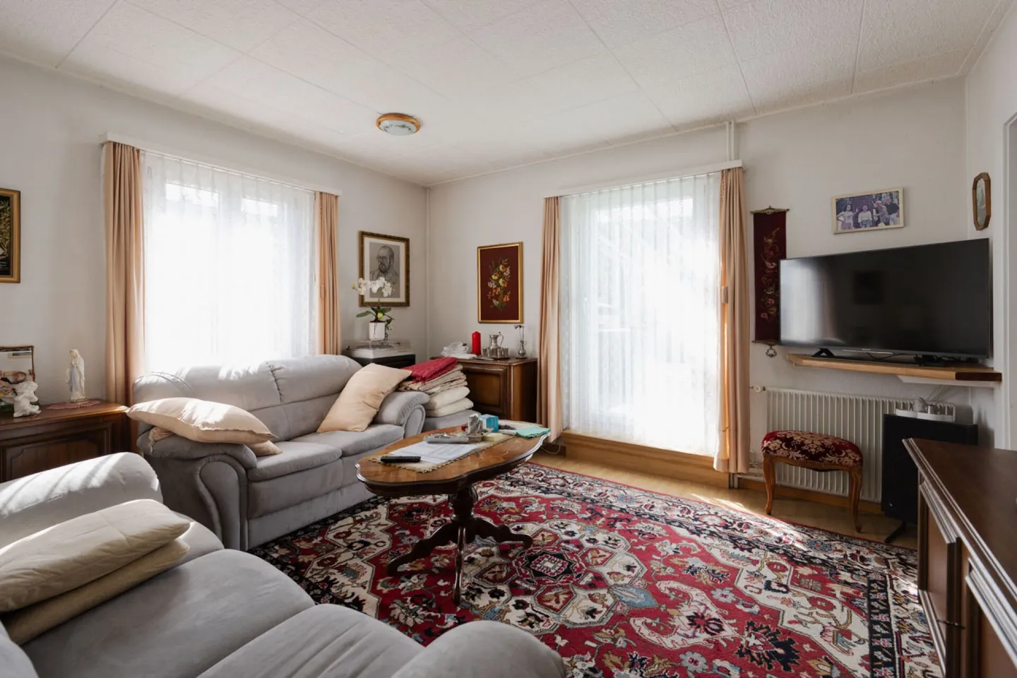 Plenty of Space. Plenty of Potential. A Rare Opportunity in Schönenwerd! - Photo 5 of 15