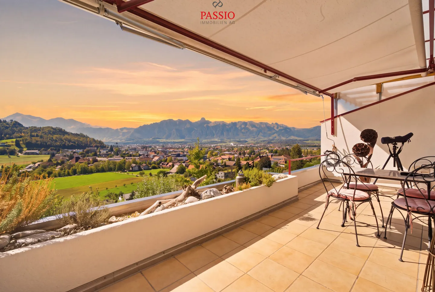 Charmantes Familienhaus mit Alpenblick - Foto 3 von 33