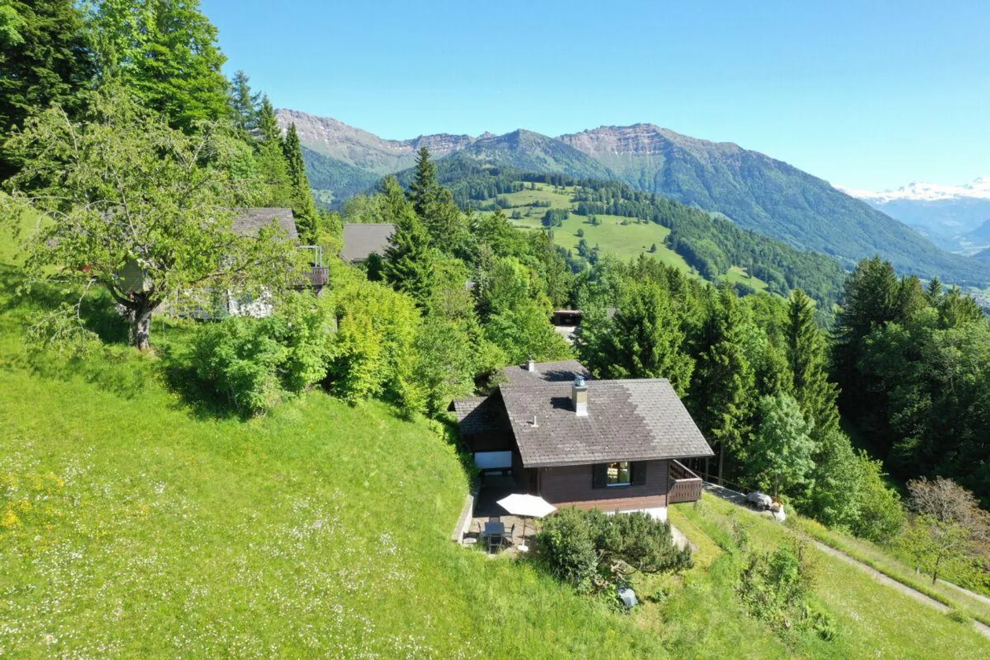 Charmantes Chalet mit Seeblick - Foto 2 von 18