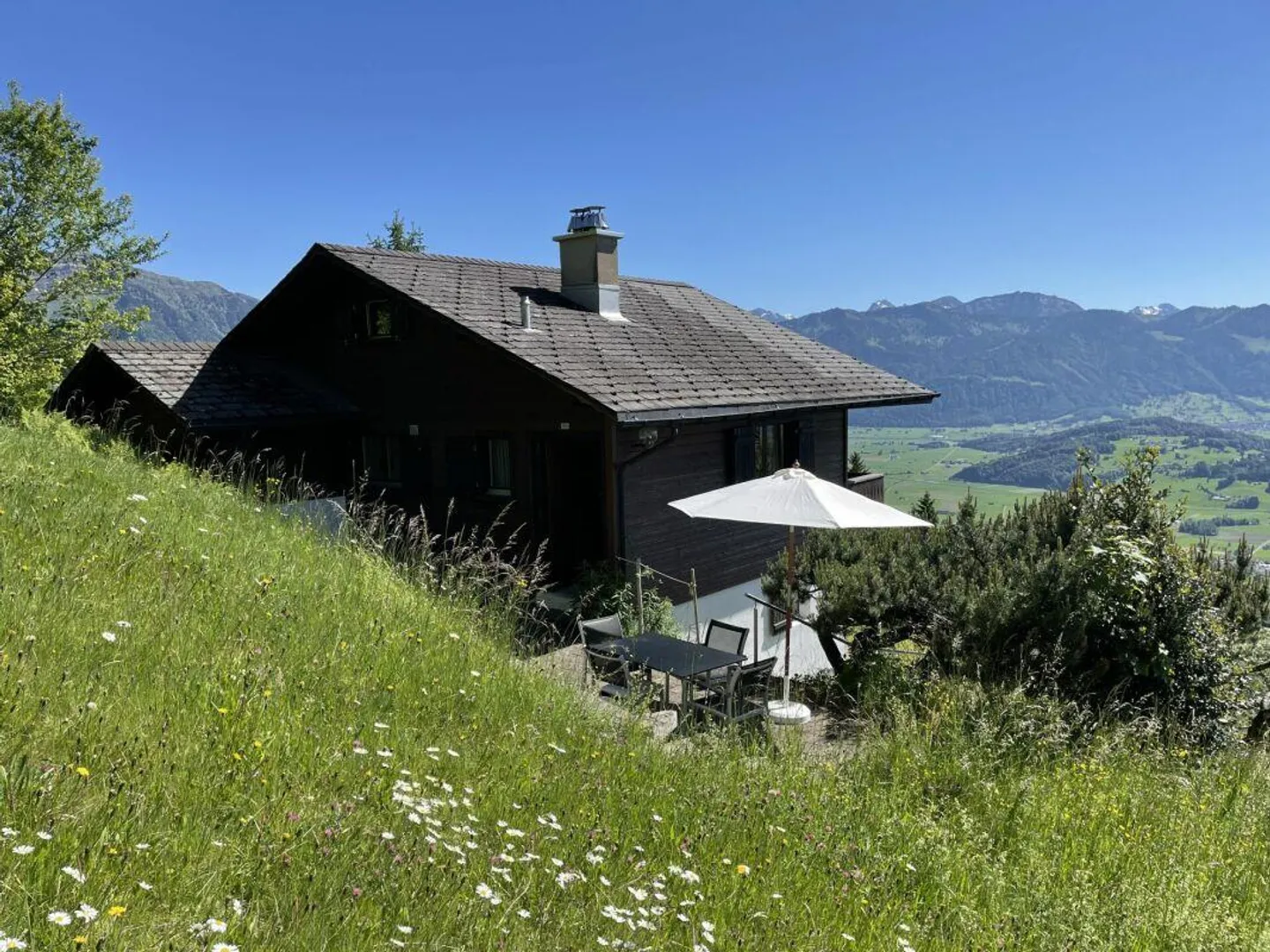 Charmantes Chalet mit Seeblick - Foto 3 von 18