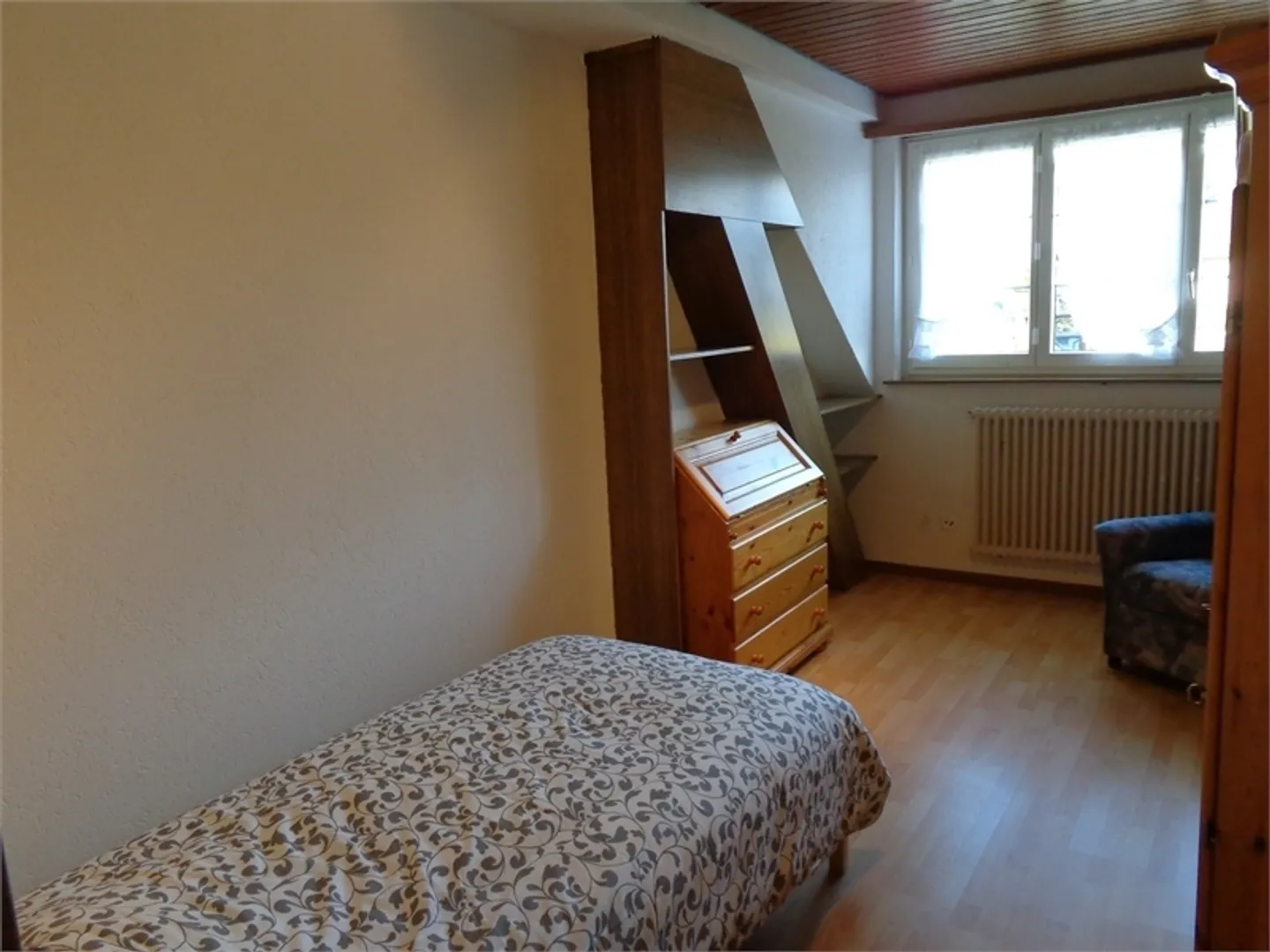 möbliertes Studio mit Küche und Dusche - Foto 3 von 5