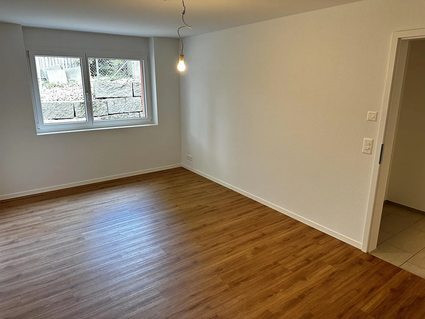Modernes 3.5 Zimmer-Apartment - Foto 5 von 13