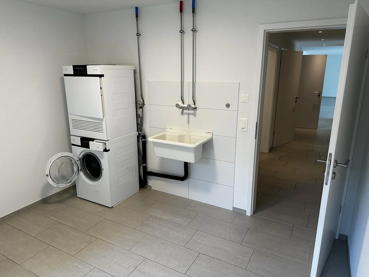 Modernes 3.5 Zimmer-Apartment - Foto 10 von 13