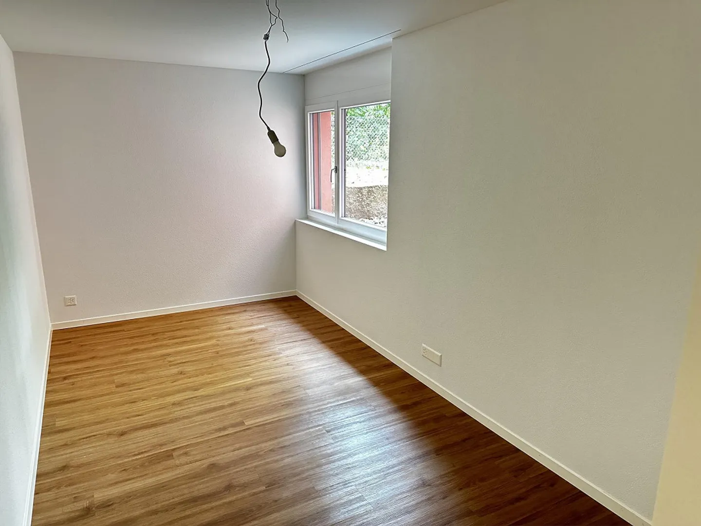 Modernes 3.5 Zimmer-Apartment - Foto 6 von 13