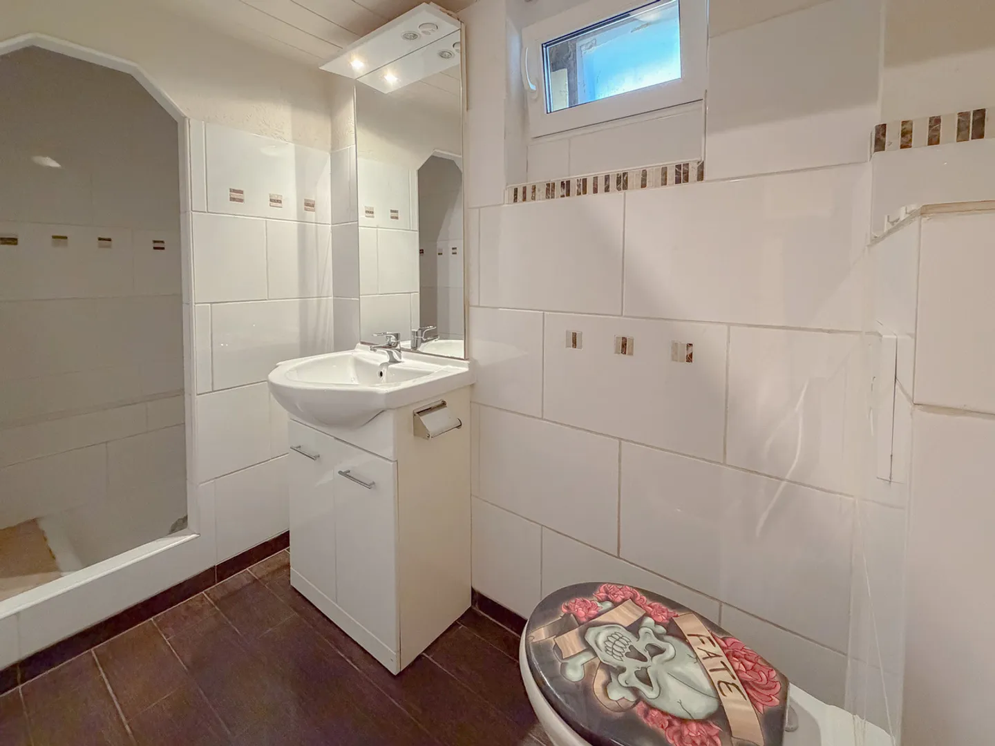 Rental house with 4 apartments and 1 garage in the center of Ste-Croix - Photo 7 of 24