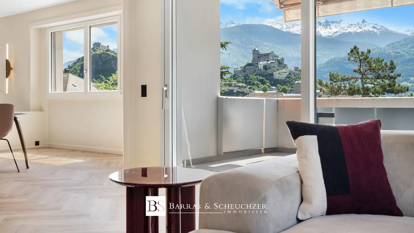 High standing | Renovated 2025 | Castle view | 8.5 rooms + 2.5 rooms - Photo 2 of 38
