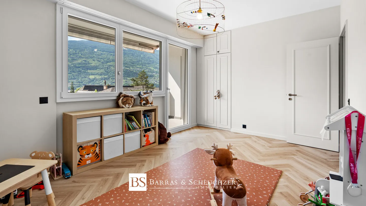 High standing | Renovated 2025 | Castle view | 8.5 rooms + 2.5 rooms - Photo 21 of 38