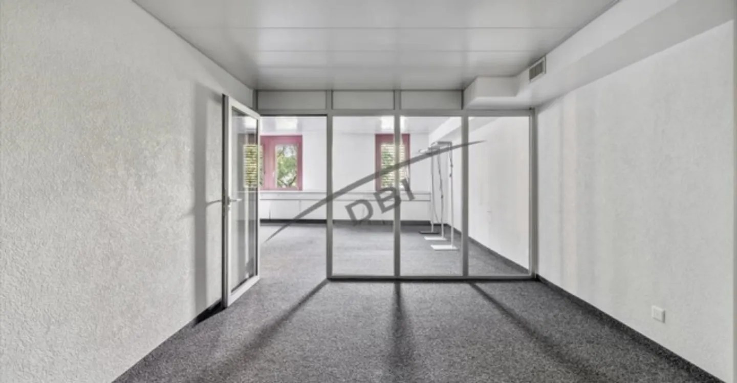 Office space for rent - Photo 11 of 12