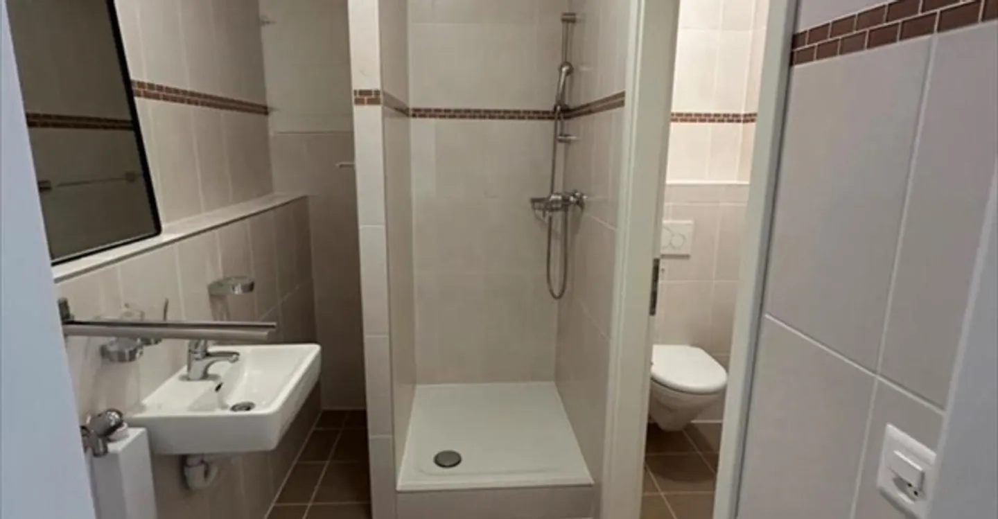 Gewerbe 3 Zimmer - Foto 8 von 10