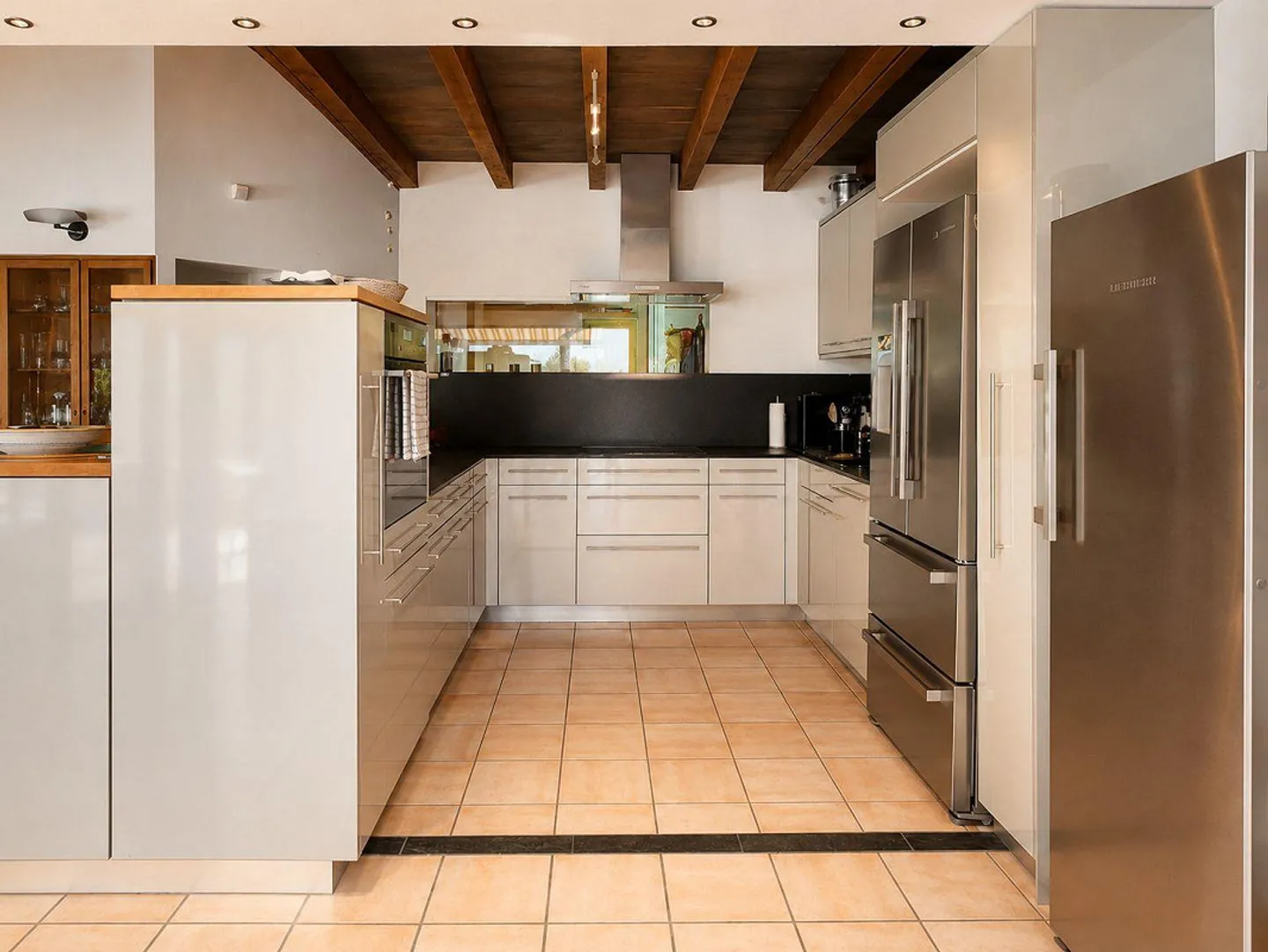 Bellissima villa con piscina nel verde - Foto 7 di 22