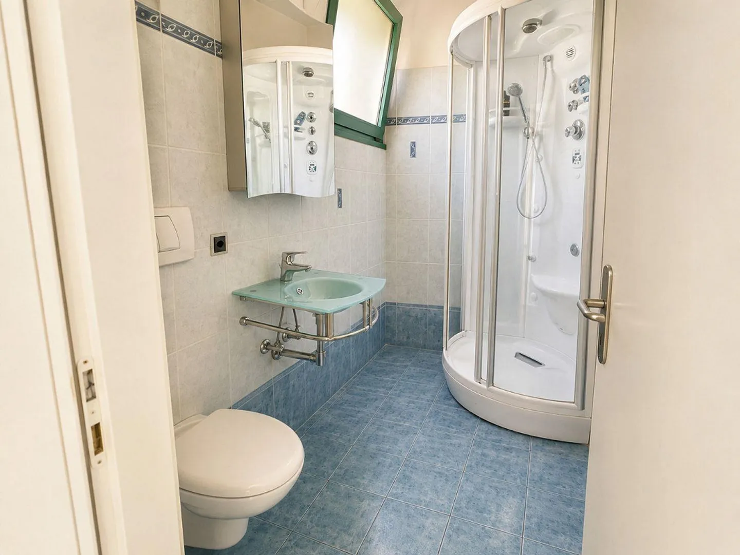 Bellissima villa con piscina nel verde - Foto 15 di 22