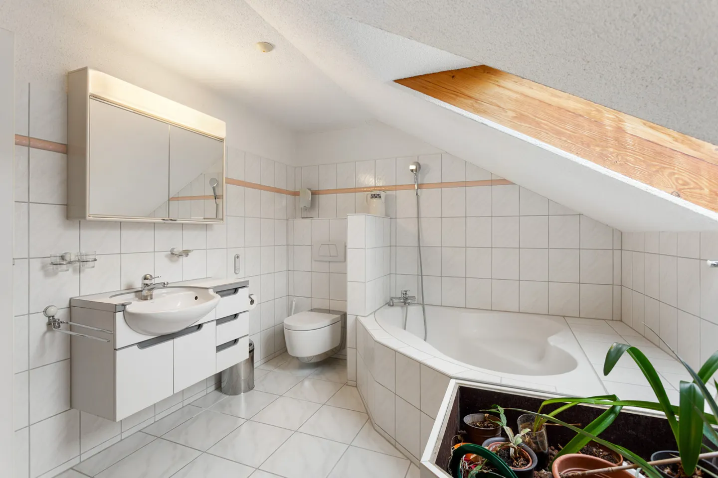 Charme della galleria in una zona residenziale popolare - Foto 3 di 5