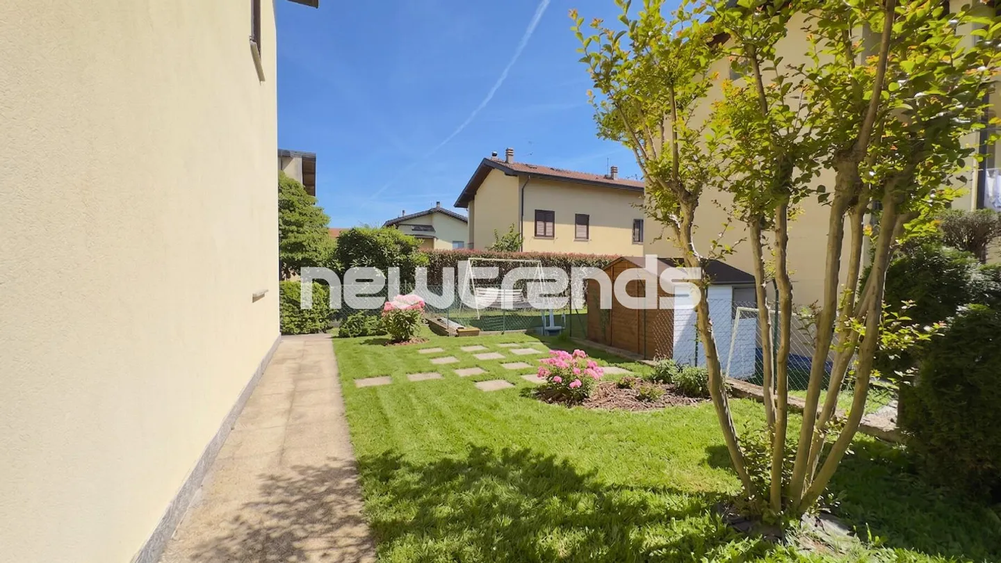 Uggiate con Ronago, border with Novazzano: independent villa with gi... - Photo 4 of 24