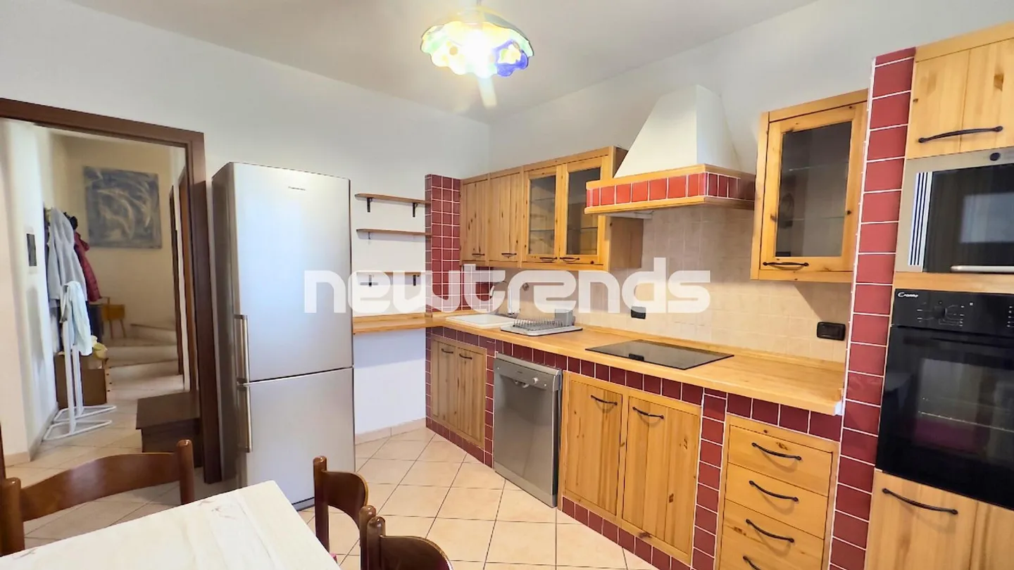 Uggiate con Ronago, border with Novazzano: independent villa with gi... - Photo 5 of 24