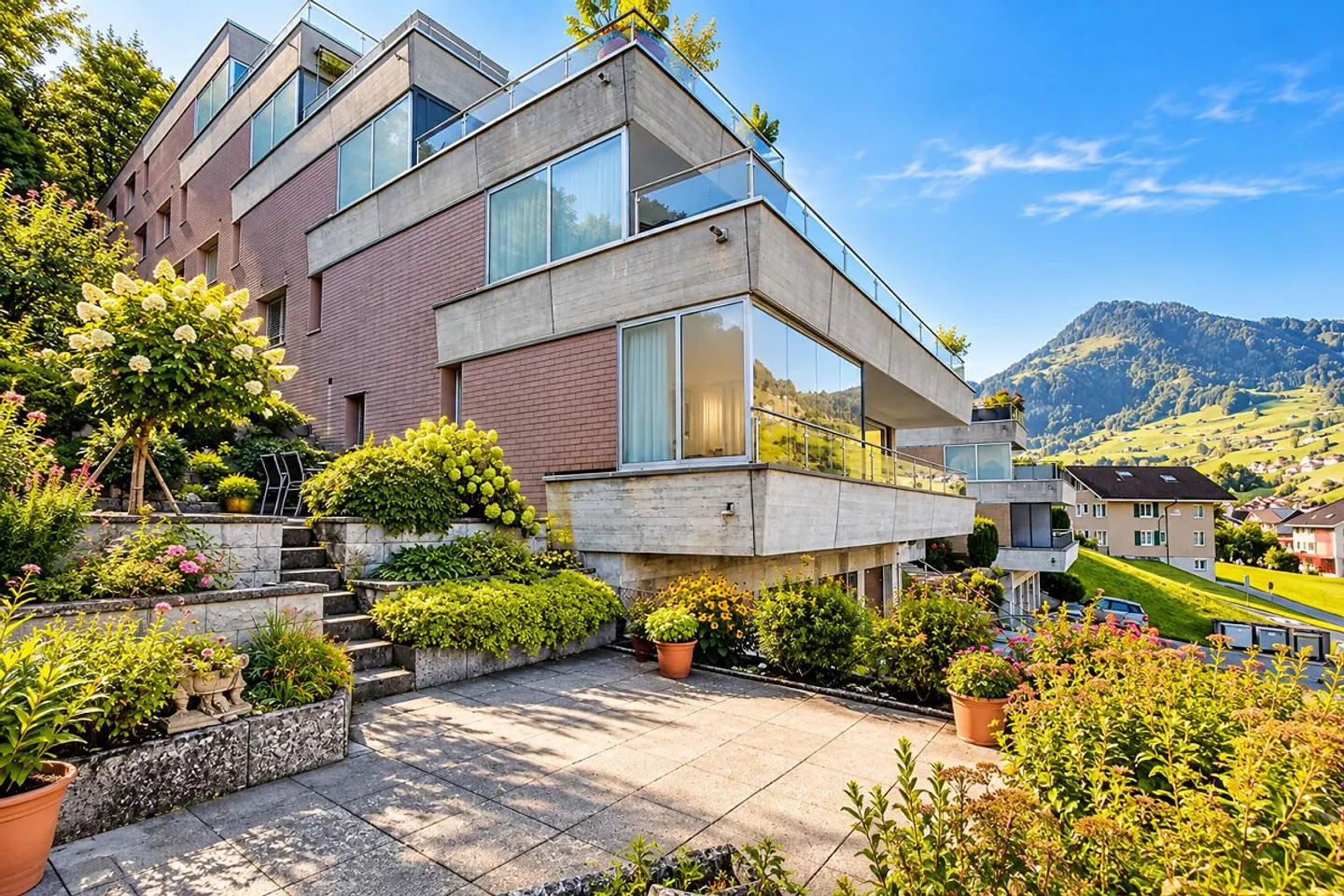 Appartement avec terrasse - Photo 1 sur 3