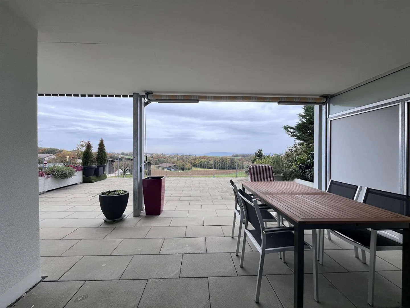 Spacious apartment with large terrace - Photo 8 of 10