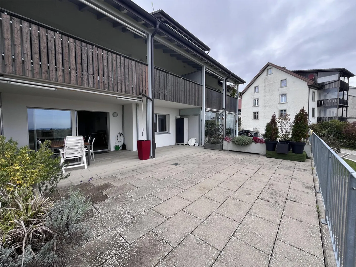 Spacious apartment with large terrace - Photo 9 of 10
