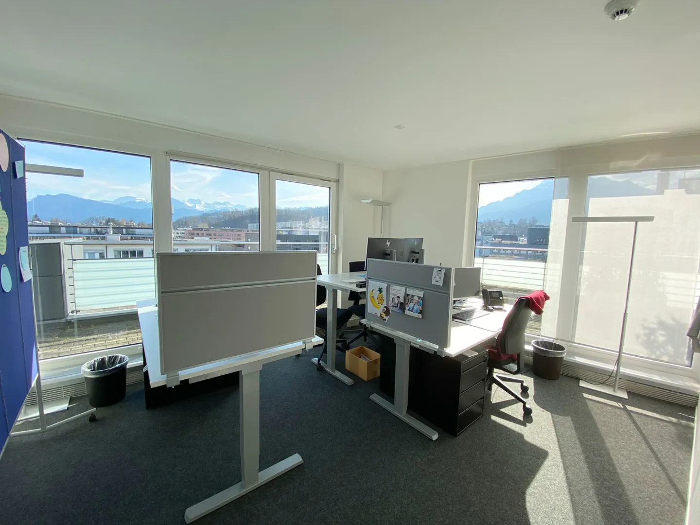 Ufficio con 25 stanze su 780 m2 al 6° piano con vista panoramica - Foto 2 di 13