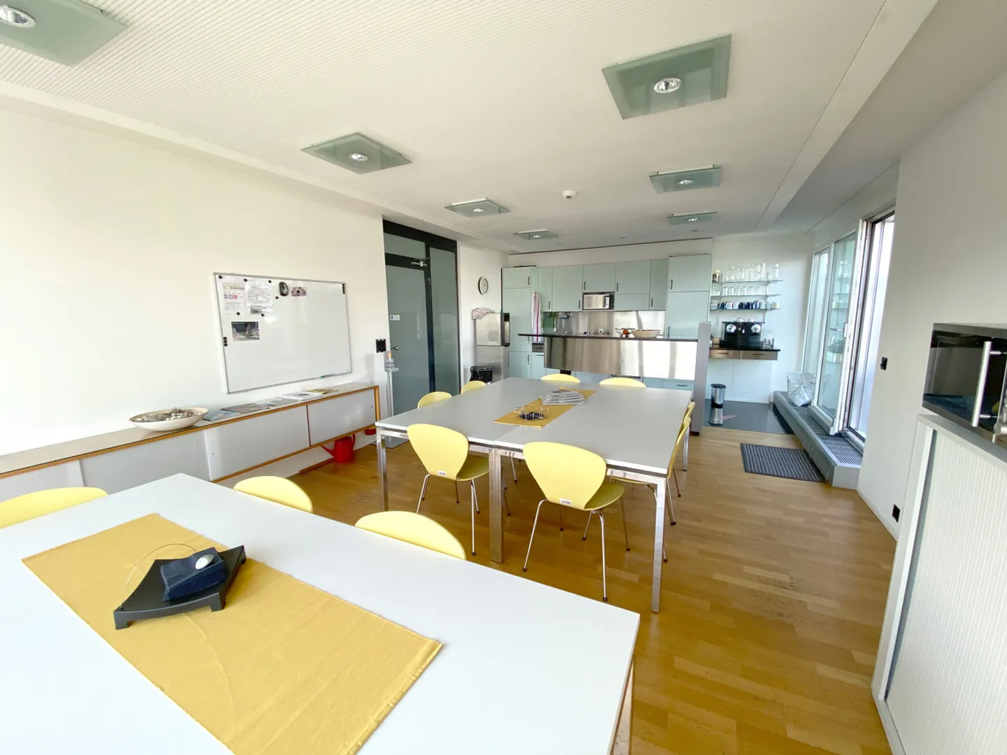 Ufficio con 25 stanze su 780 m2 al 6° piano con vista panoramica - Foto 10 di 13