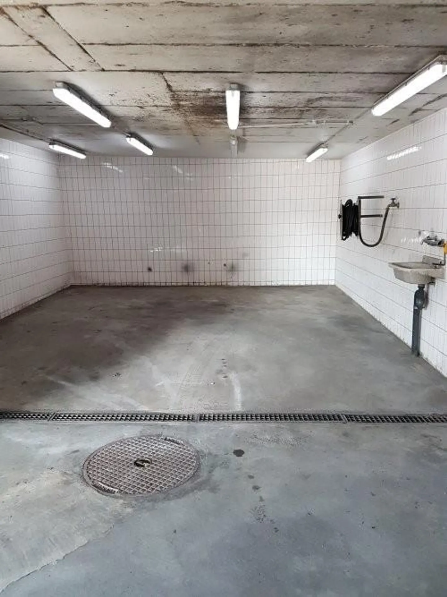 Posto auto sotterraneo in affitto - Foto 3 di 4