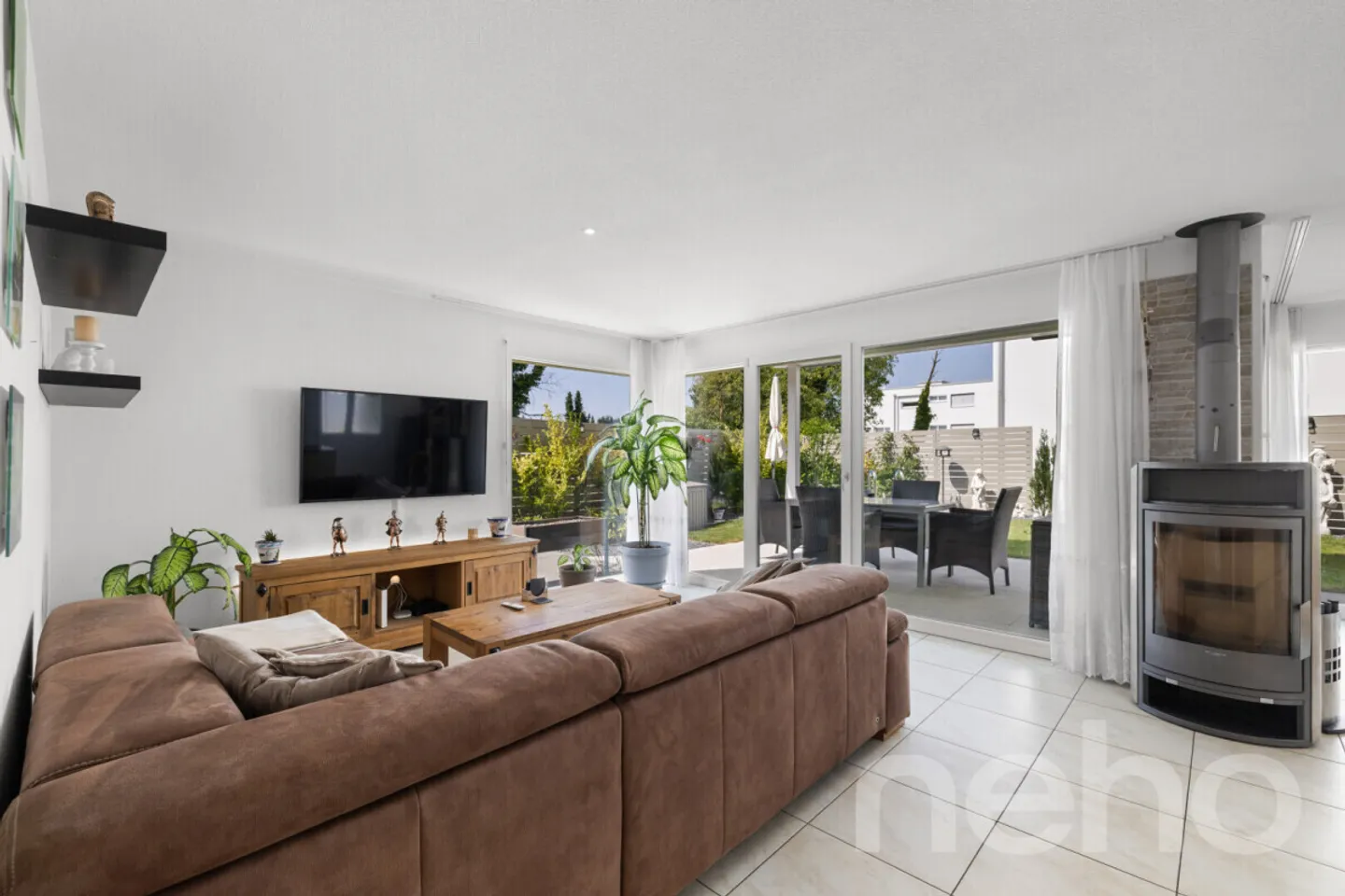 Elegante casa unifamiliare con giardino e piscina - ideale per le famiglie - Foto 5 di 13