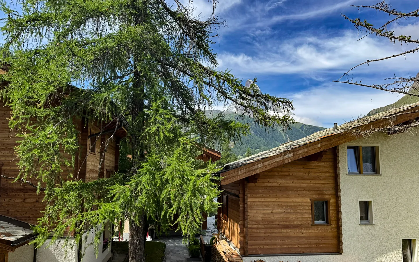 Appartamento moderno di 3,5 stanze a Zermatt - Posizione tranquilla al confine della foresta - Foto 2 di 8