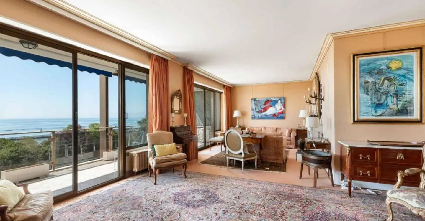 Appartamento 7.5 stanze - Foto 1 di 8