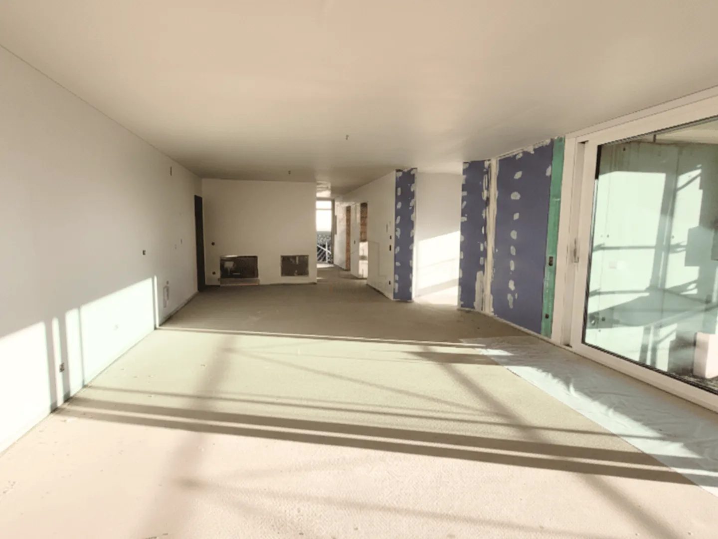 Neues Apartment mit atemberaubendem Blick - Foto 3 von 11
