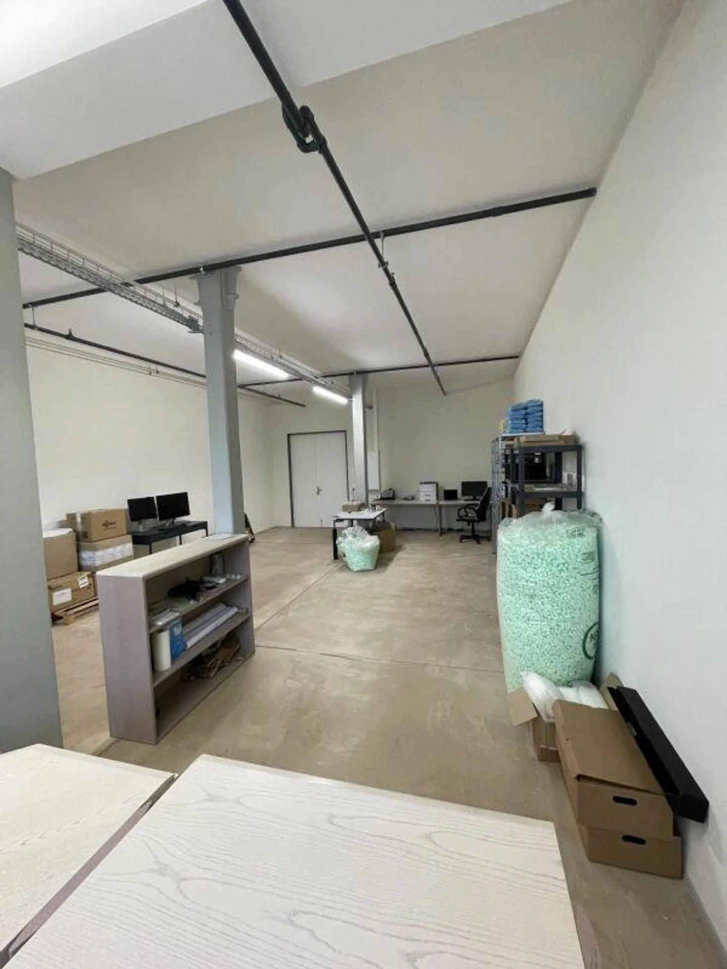 72 m2 Gewerbeflächen in modernem Gewerbehaus mit exklusivem Rohausbau - Foto 2 di 7