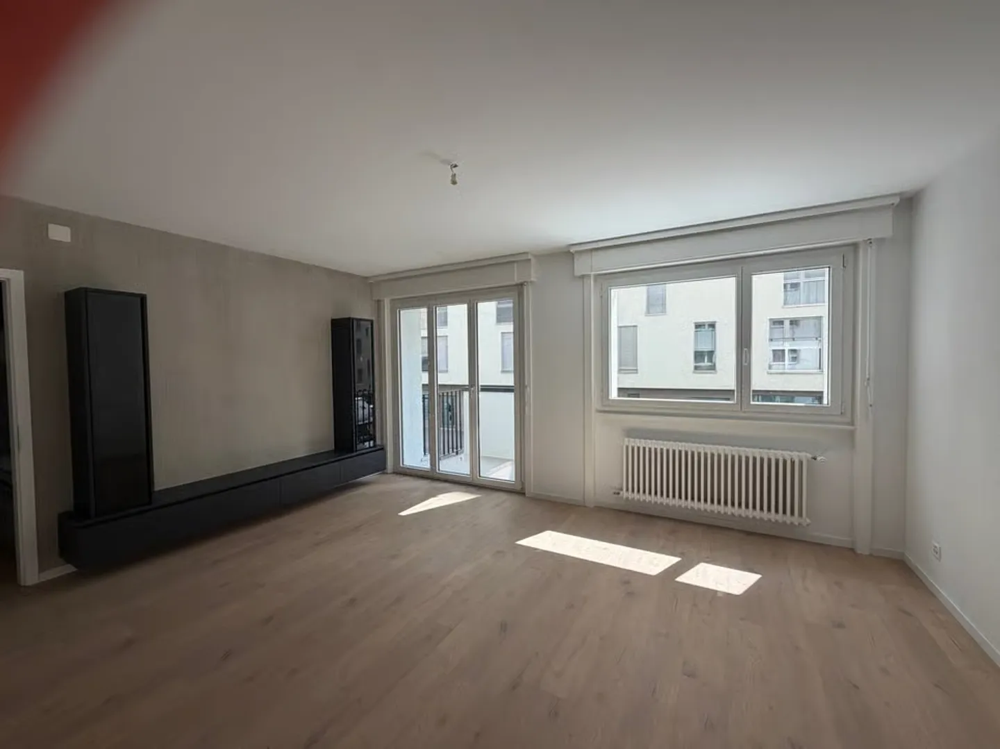 In affitto - Splendido appartamento semi-arredato di 2,5 locali nel cuore di Friburgo - Foto 4 di 8