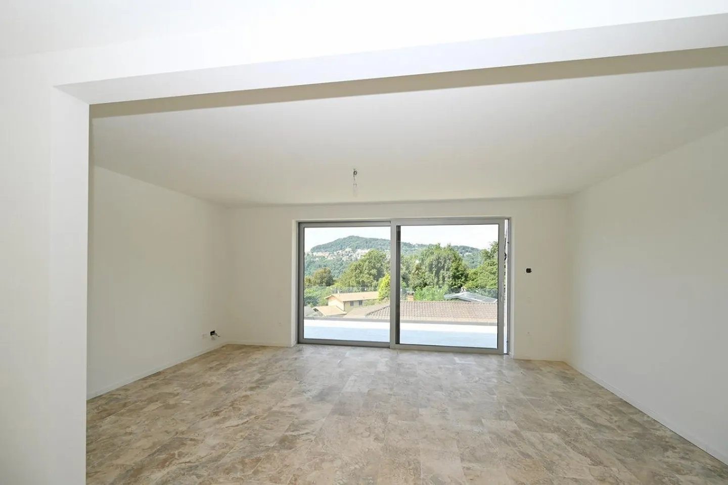 Casa singola in affitto - Foto 6 di 12