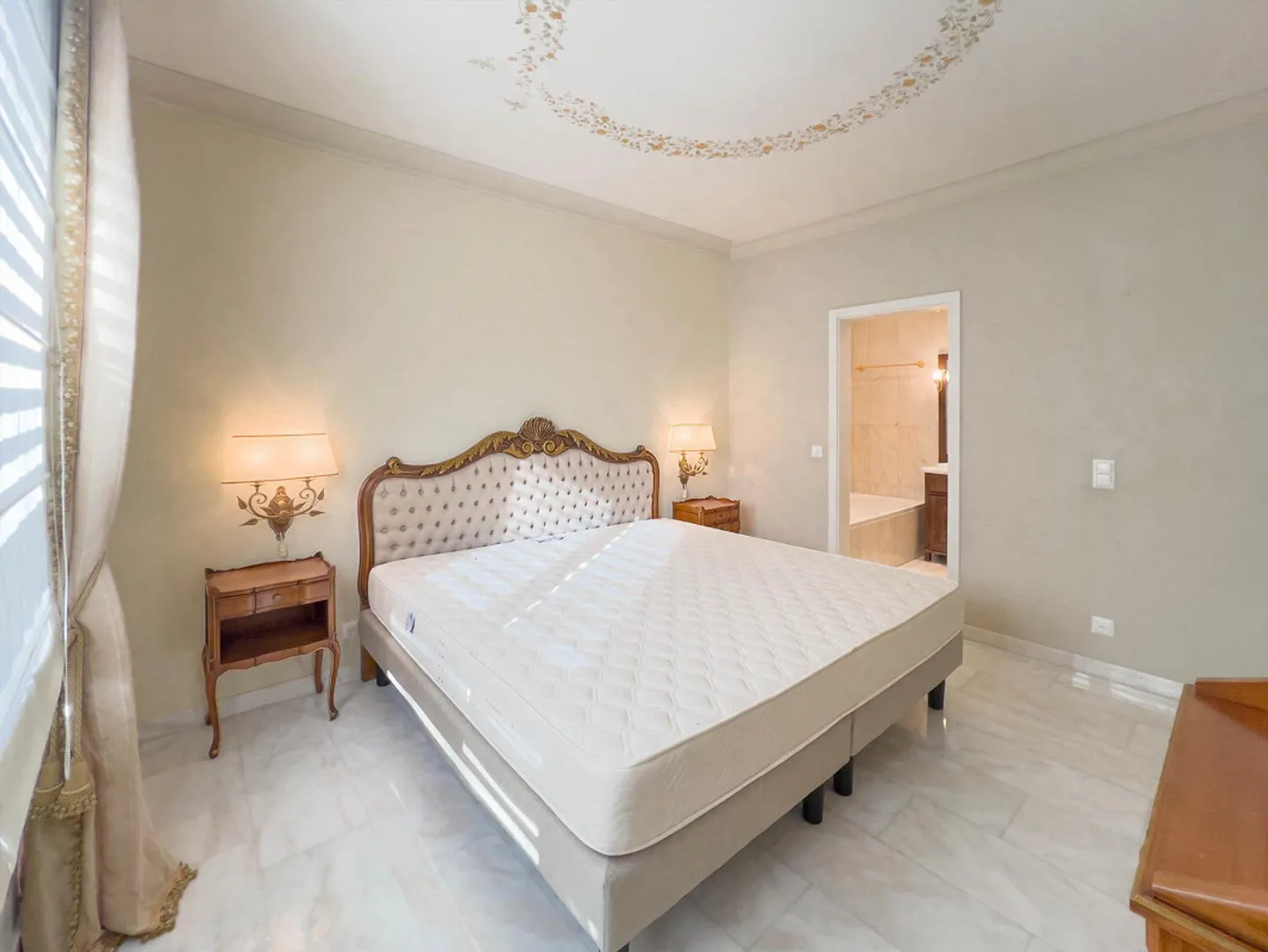 Prestigious lake view apartment in Lugano - Photo 5 of 9