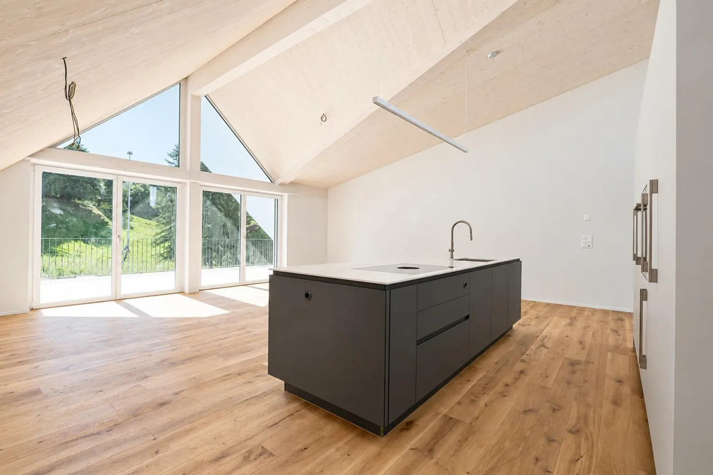 Appartement sous les toits de 4,5 pièces à Mettlen - Photo 1 sur 13