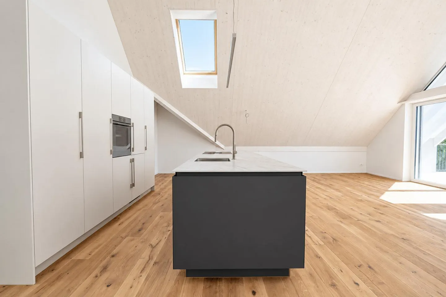 Appartement sous les toits de 4,5 pièces à Mettlen - Photo 3 sur 13