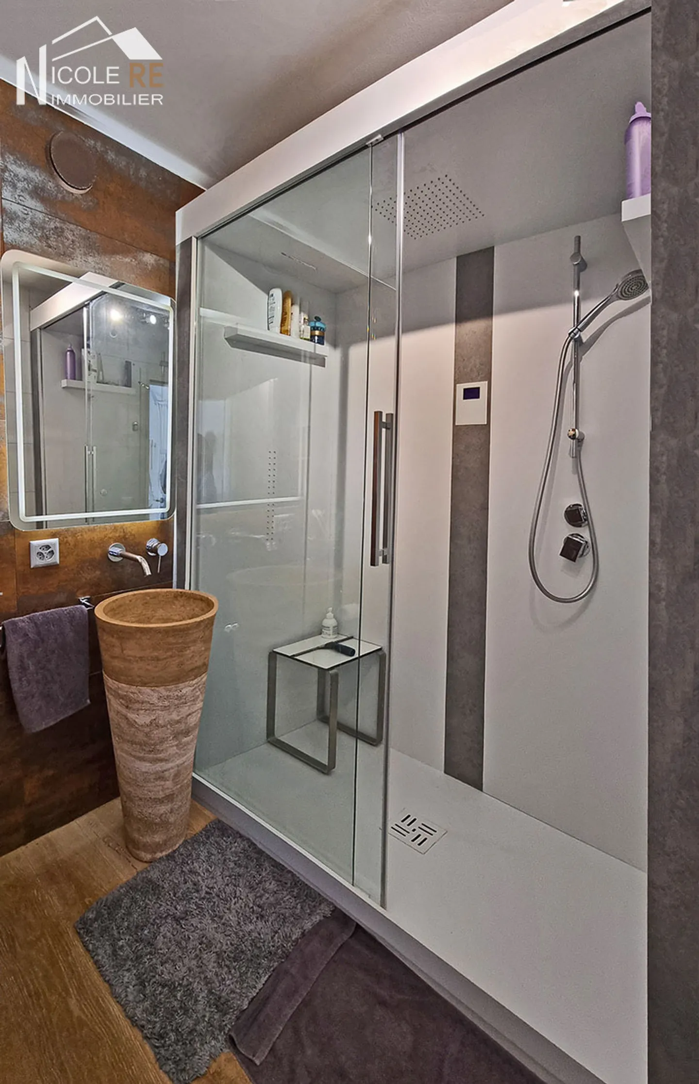 Appartement de Style Chalet avec Terrasse - Photo 20 sur 30