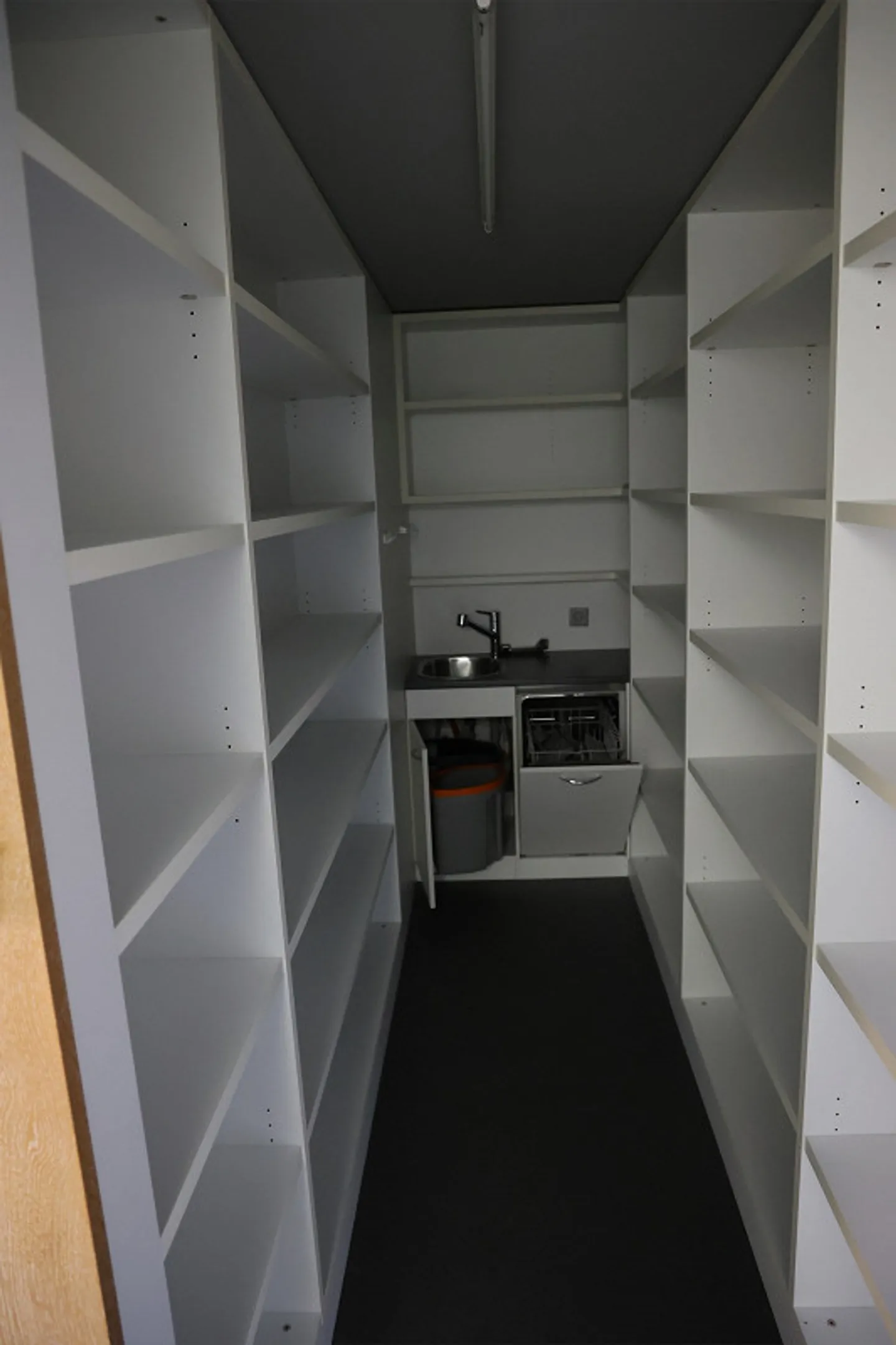 Office Spaces - Photo 5 of 8