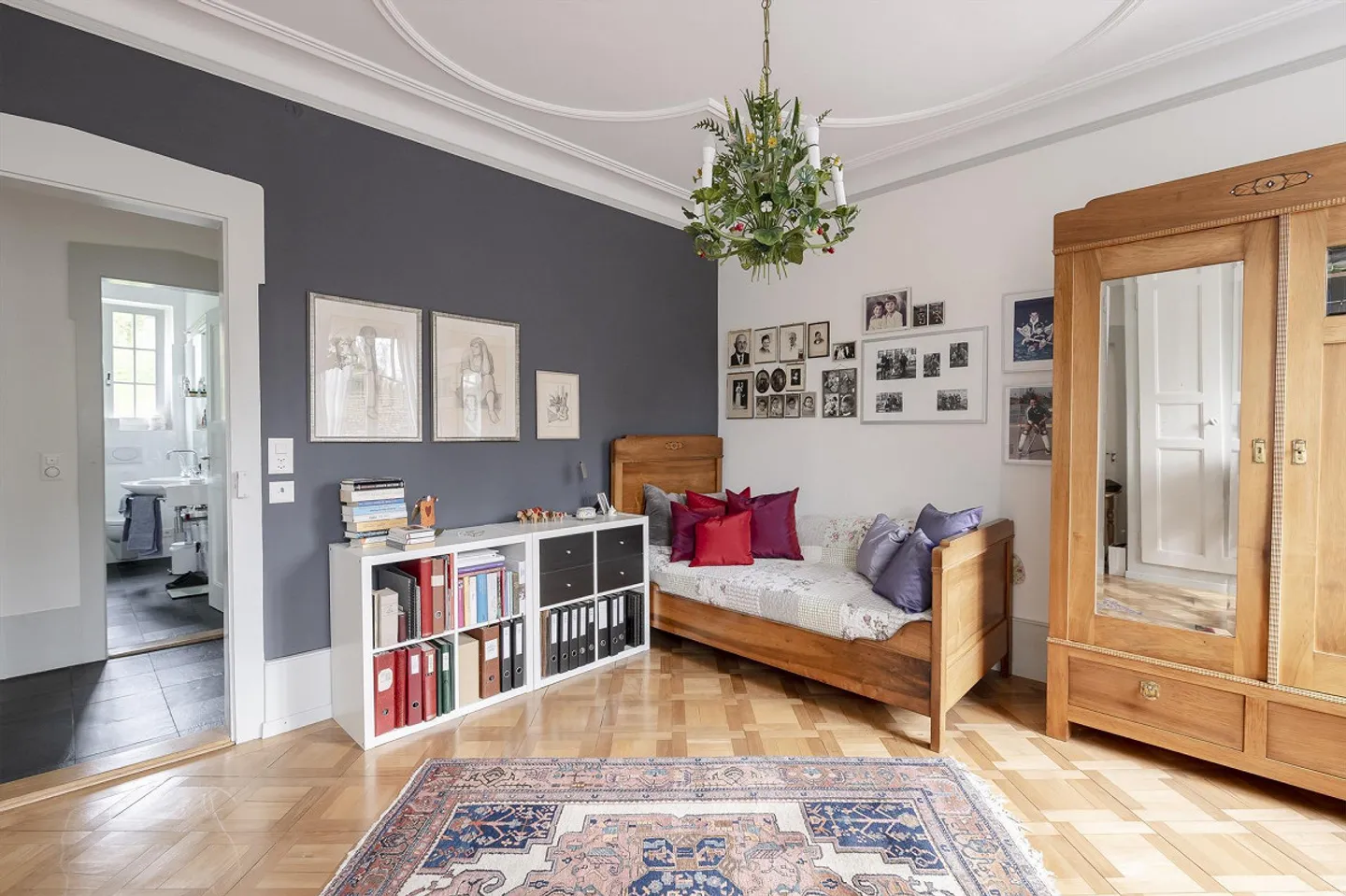 Quality of Life for Rent - Living and Working Under One Roof - Photo 9 of 24